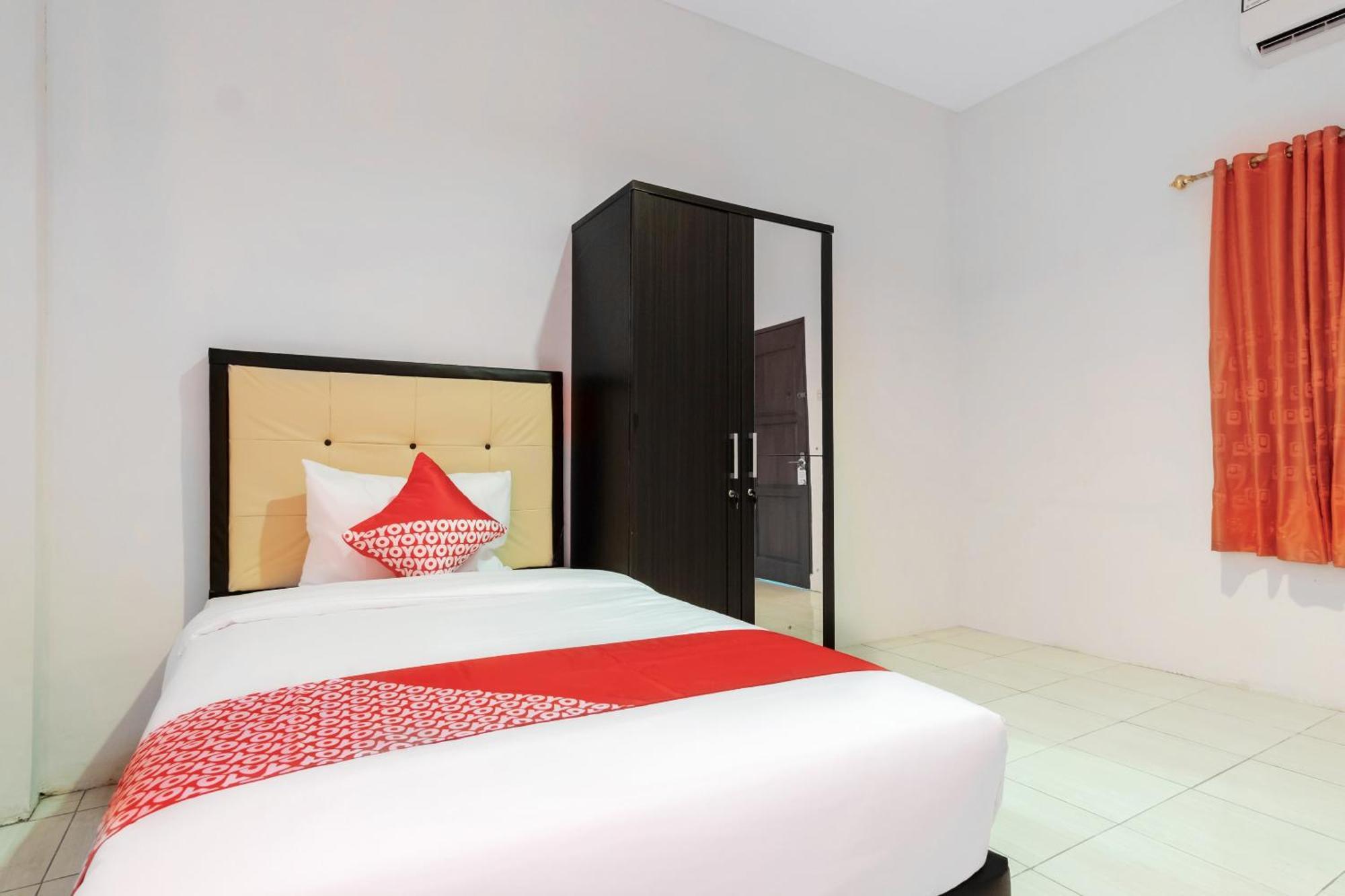 Oyo 622 Bakti Homestay Medan Exterior foto