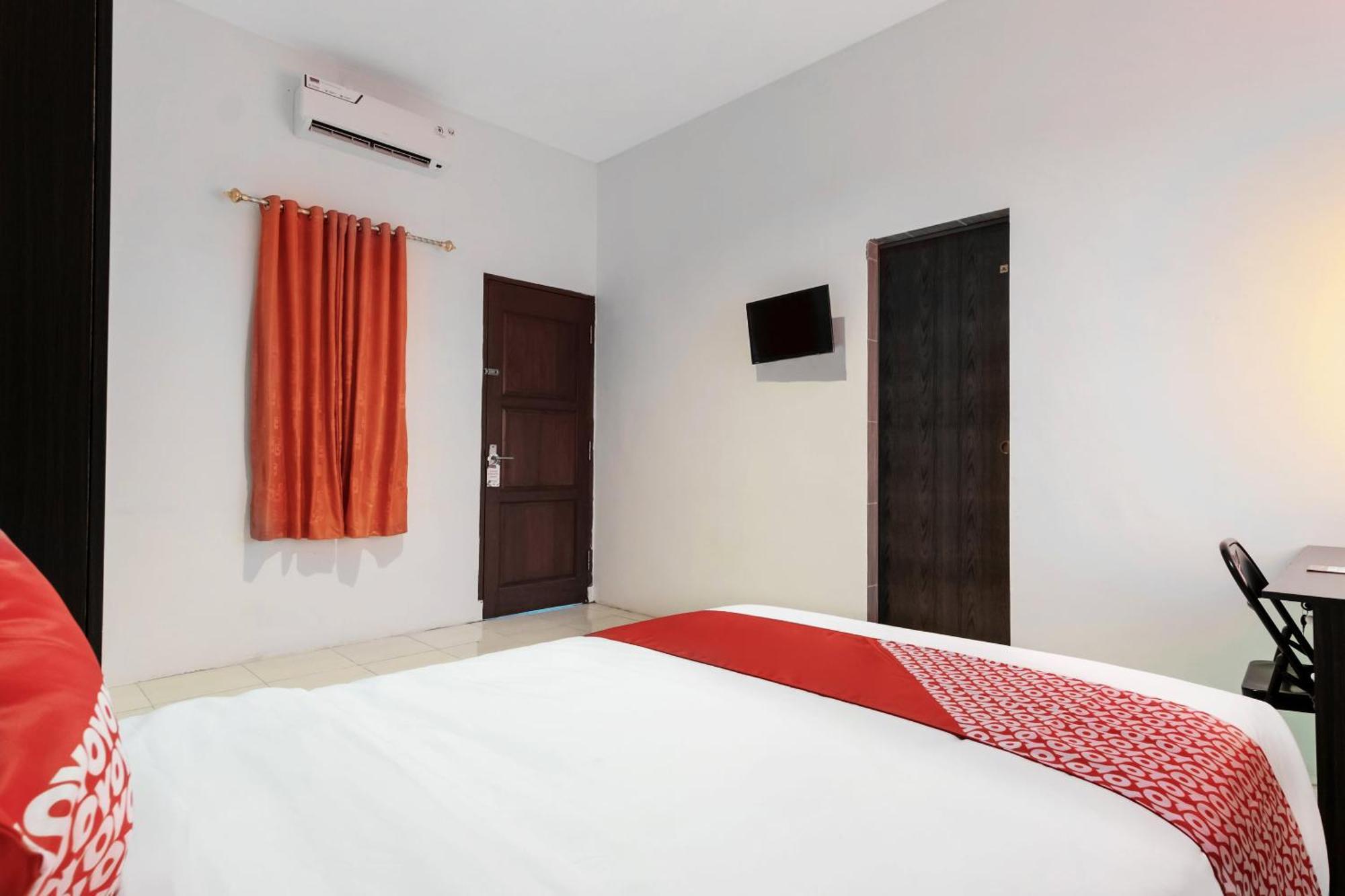 Oyo 622 Bakti Homestay Medan Exterior foto