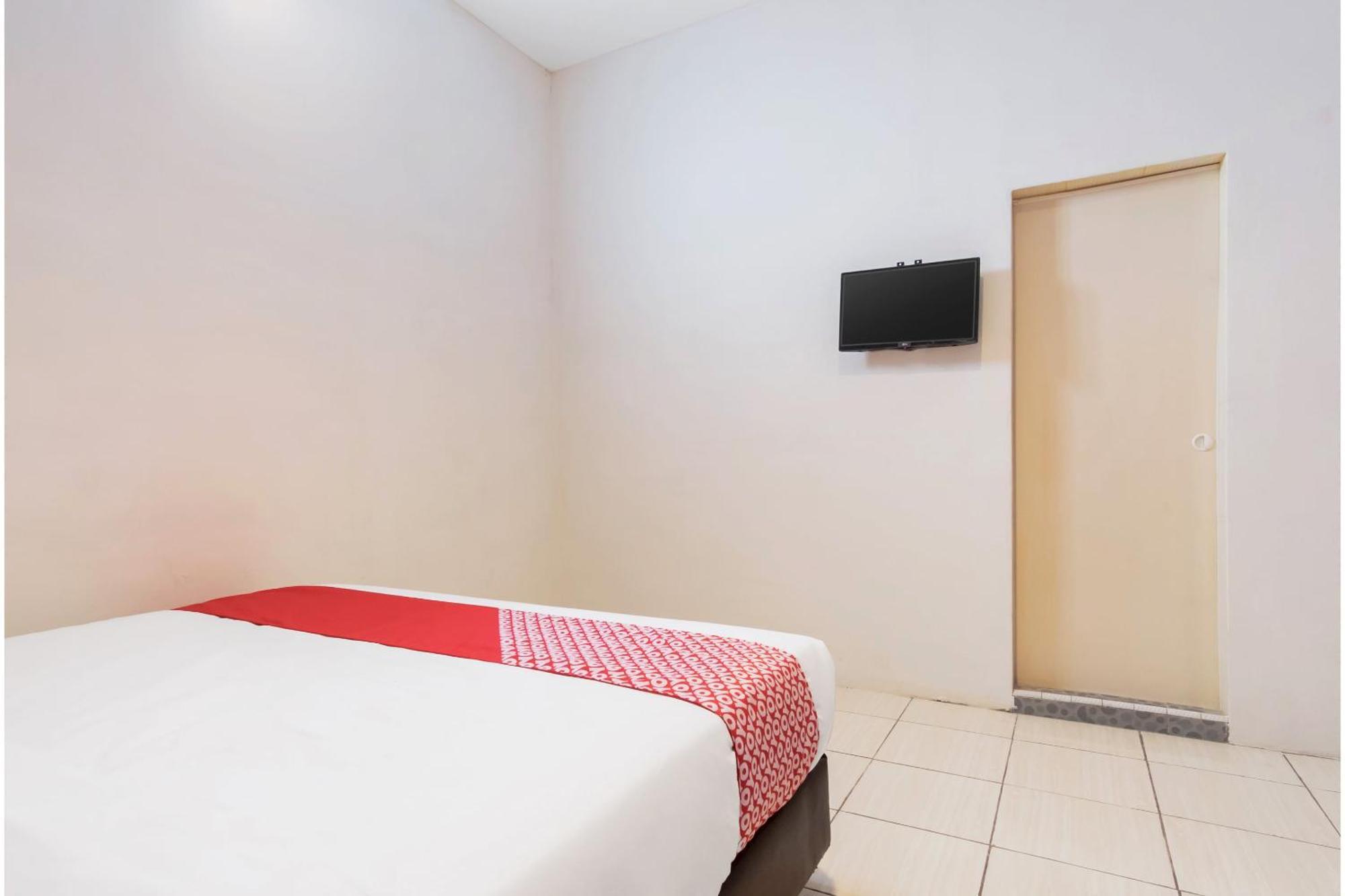 Oyo 622 Bakti Homestay Medan Exterior foto