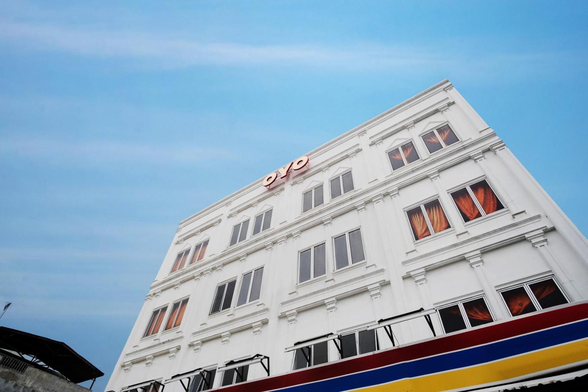 Oyo 622 Bakti Homestay Medan Exterior foto